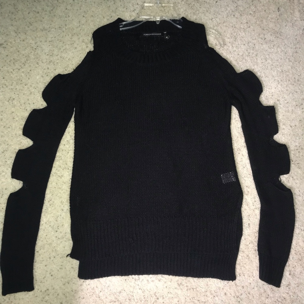 Black cutout sleeve knit top